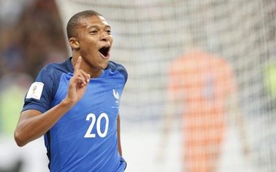 百博体育精华-加拉格尔抢点捅射破门